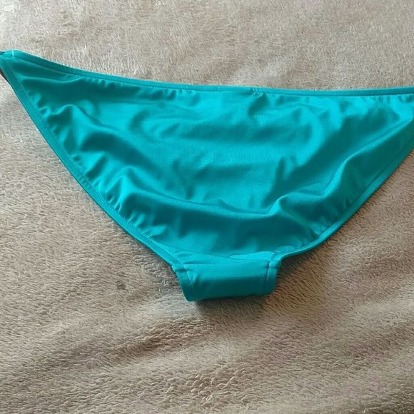 🌹New bikini bottom🌹 - Picture 4 of 4